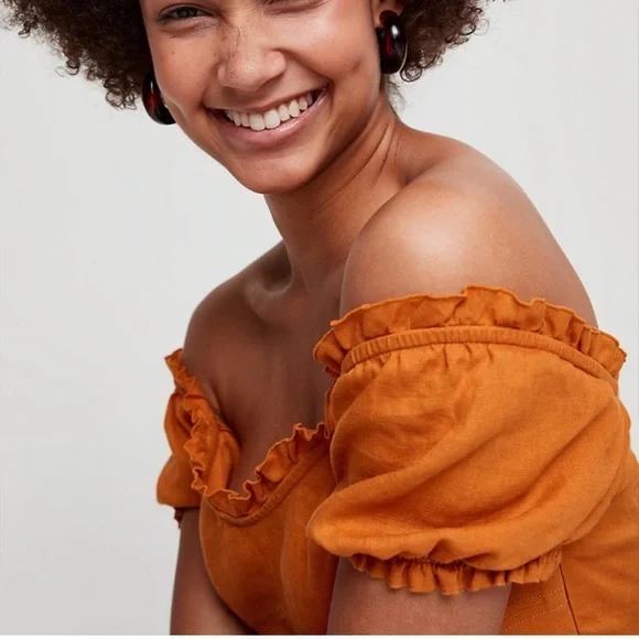 Aritzia Wilfred Wander Blouse - Picture 3 of 9